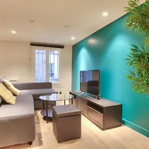 Appartement Luxurious Studio Republique Saint Martin Free Netflix, Paris