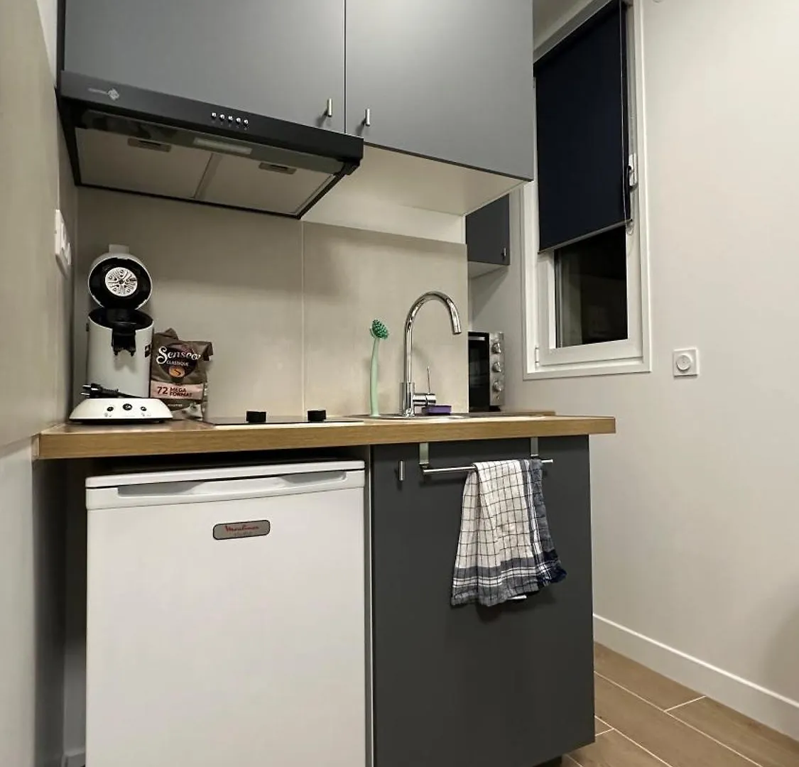 Lacharriere-Logement entier 38m2 Paris