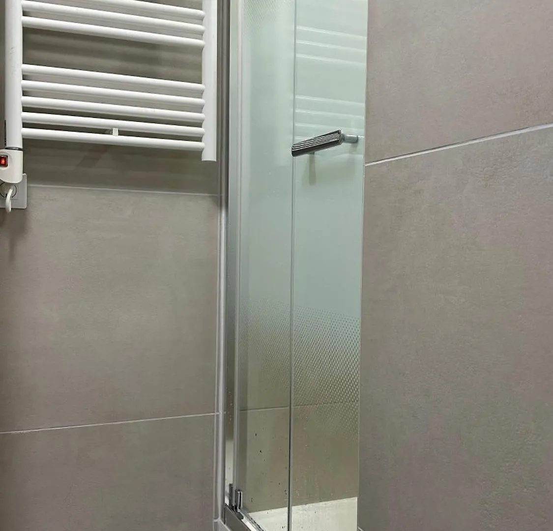 Lacharriere-Logement entier 38m2 Paris 0*,  France