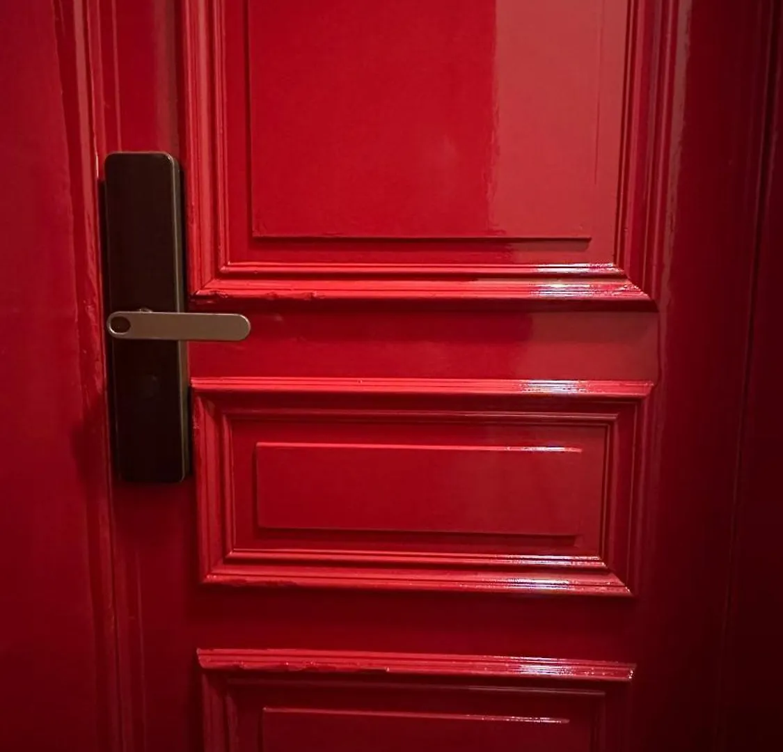 Lacharriere-Logement entier 38m2 Paris Appartement